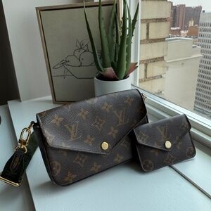 Louis Vuitton Strap & Go